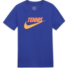 Load image into Gallery viewer, Nike Court Big Kids Graphic Boys Tennis T-Shirt - LT CONCORD 471/XL
 - 3