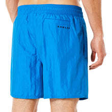 Load image into Gallery viewer, Oakley Solid 16in Mens Boardshorts
 - 4