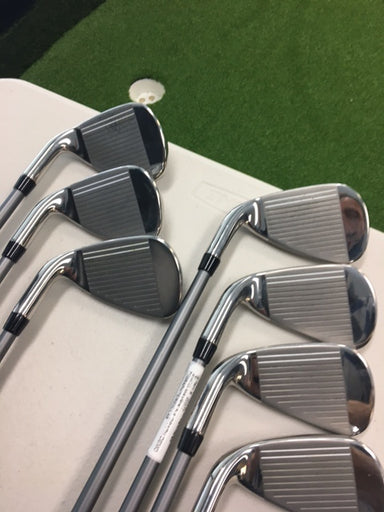 Callaway Mavrik 5-PW AW Graphite Shaft Demo Set