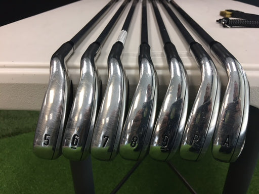 Callaway Mavrik 5-PW AW Graphite Shaft Demo Set