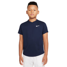 Load image into Gallery viewer, NikeCourt Dri-FIT Victory Boys Tennis Shirt - OBSIDIAN 451/XL
 - 4