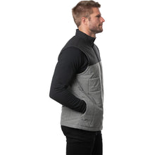 Load image into Gallery viewer, TravisMathew Zappers Mens Golf Vest
 - 2