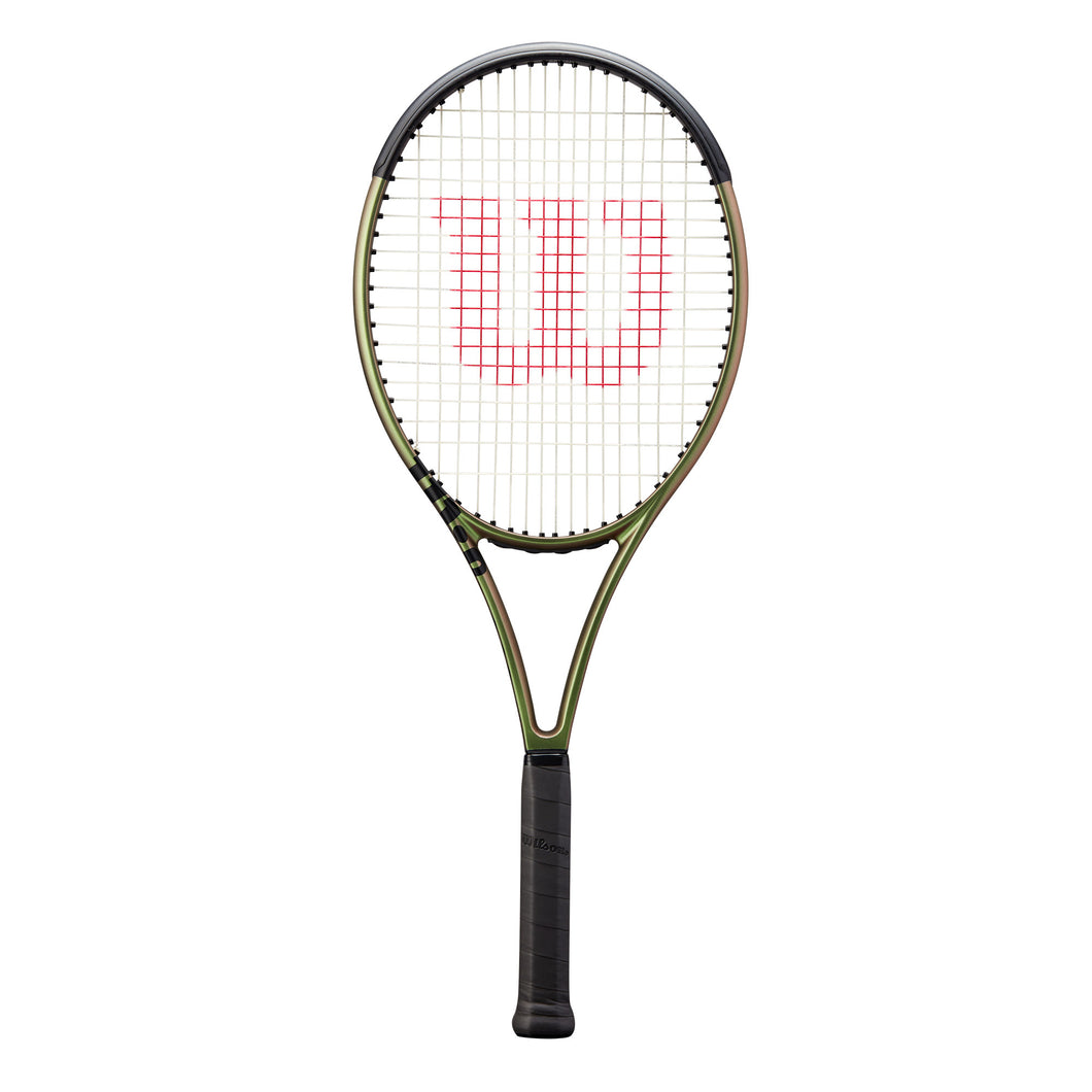 Wilson Blade 100 v8 Unstrung Tennis Racquet - 100/4 3/8/27