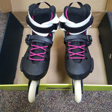 Load image into Gallery viewer, Rollerblade Twistr Edge W Urban Inline Skate 30499
 - 2