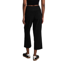 Load image into Gallery viewer, Lole Momentum Crop Womens Pants
 - 2