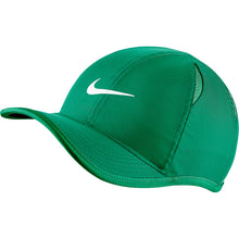 Load image into Gallery viewer, Nike AeroBill Featherlight Kids Cap - STADIUM GRN 326/One Size
 - 5