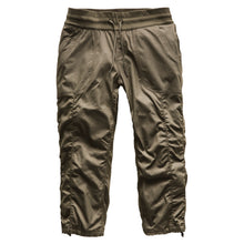 Load image into Gallery viewer, The North Face Aphrodite 2.0 Womens Capris - 7D0 NW TAUP GRN/L
 - 12