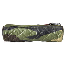 Load image into Gallery viewer, Oliver Thomas Thomas Small Cosmetic Bag
 - 15
